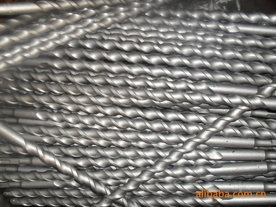 專業(yè)電錘鉆頭供應(yīng)商 非標(biāo)加長(zhǎng)型、六角五坑及開孔器全解析